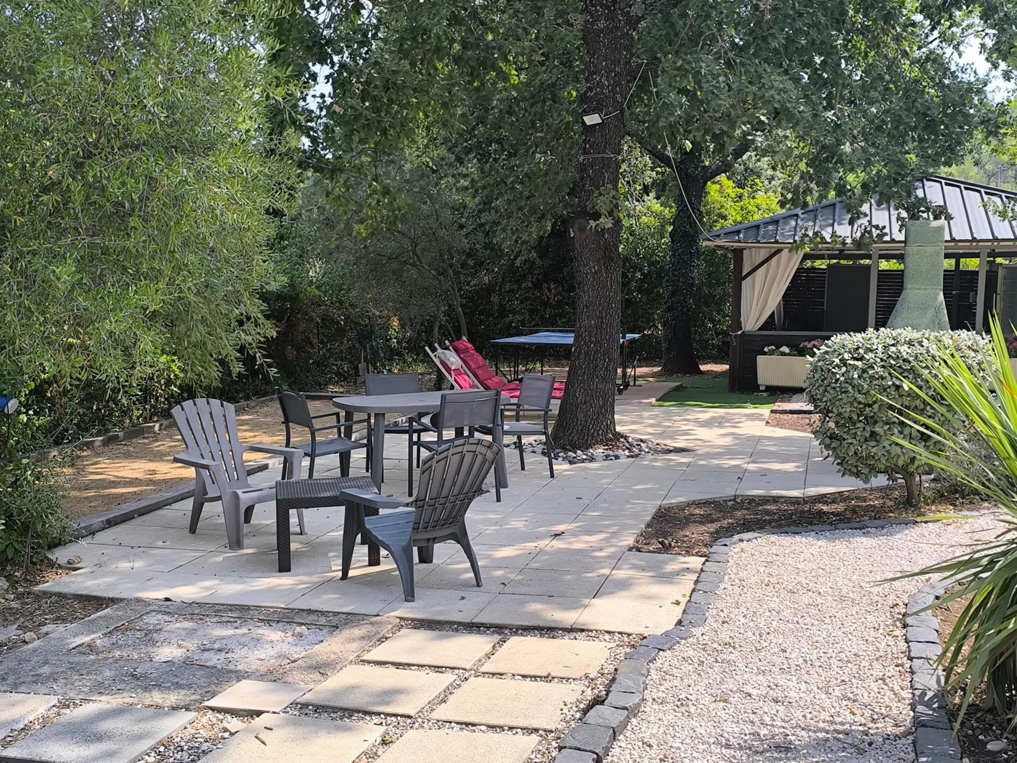 Villa Terre Neuve Син Екстериор снимка